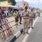 एसएसपी मुज़फ्फरनगर के आदेश पर एसपी सिटी के नेतृत्व में कांवड मार्ग पर चलाया सघन चेकिंग अभियान,बिना साइलेन्सर चलायी जा रही मोटरसाईकिलों में पुनः लगवाए साइलेन्सर और लाठी डन्डो को किया जब्त !