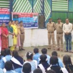 एसएसपी टिहरी के निर्देश पर थत्यूड़ पुलिस ने इंटर कालेज मे लगायी पाठशाला, मौजूद छात्र छात्राओं को साइबर क्राइम यातायात और महिला अपराध की जानकारी देकर किया जागरूक !