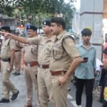 बहनों के त्यौहार में न हो दिक्कत, व्यवस्था बनाने अधिकारी से लेकर कर्मचारी तक उतरे सडकों व बाजारों में, रक्षाबन्धन पर्व के दौरान यातायात व्यवस्था का सुचारू संचालन सुनिश्चित करने एसएसपी स्वयं उतरे सडको पर