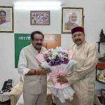 महाराज ने पंचायतीराज राज्य मंत्री बघेल से की शिष्टाचार भेंट, क्षेत्र पंचायत प्रमुख एवं जिला पंचायत अध्यक्ष के पद के लिए प्रत्यक्ष चुनाव कराये जाने के निमित्त राज्यों को शक्ति प्रदान करने का किया अनुरोध