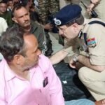 हर्षिल, धराली रेस्क्यू कार्यों का स्थलीय निरीक्षण करने और हालात का जायजा लेने के उत्तरकाशी पहुंचे डीजीपी उत्तराखण्ड, राहत और बचाव कार्यों मे तेज़ी लाने के दिये निर्देश, रेस्कू किये गये लौगो से पूछी कुशल क्षेम !