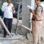 एक ही दिन में लखपति बन गई देहरादून पुलिस ,नगर से देहात तक व्यापक स्तर पर चलाया सत्यापन अभियान, लगभग 1300 बाहरी व्यक्तियों का किया मौके पर ही सत्यापन, 96 लापरवाह मकान मालिकों के विरूद्ध 83 पुलिस एक्ट के तहत हुए किया 9,60,000/- रू0 का जुर्माना,नियमो का उल्लंघन करने पर 75 व्यक्तियों का 81 पुलिस एक्ट में चालान कर वसूला 16,250 /- रू0 का जुर्माना!