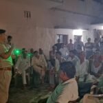 हरिद्वार पुलिस ने लोगो के ज़हन से ड्रोन का डरदूर करने के लिए लगायी चौपाल, रात में ड्रोन उड़ाकर हवाई जहाज और ड्रोन के बीच का बताया अंतर !
