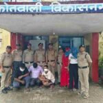 किराये के मकान में चल रहे जिस्म फरोसी के धंधे का दून पुलिस ने किया भंडाफोड़, अनैतिक देह व्यापार करवा रहे केयर टेकर सहित 5 अभियुक्तों (2 महिला, 3 पुरुषों) को मौके से किया गिरफ्तार