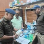 एसएसपी देहरादून के निर्देशो पर दून पुलिस द्वारा कैमिकल शॉप्स की आकास्मिक रूप से की गई चैकिंग, सोडियम नाइट्रेट/पोटेश्यिम नाइट्रेट व सल्फर की बिक्री करने वाली दुकानों/गोदामों पर स्टॉक को किया गया चैक