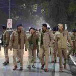 आगामी नववर्ष तथा क्रिसमस त्यौहार हेतु दून पुलिस है तैयार, एसएसपी देहरादून के निर्देशन में आगामी क्रिसमस एंव नववर्ष के दृष्टिगत महत्पूर्ण स्थानों पर चैकिंग हेतु लगाया गया है पर्याप्त पुलिस बल