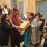 ग्रामीण आजीविका को मिला संबल, रीप परियोजना से 1575 ग्रामीणों को मिले कृषि यंत्र,स्मार्ट मोबाइल के साथ 42 पशु सखी करेंगे पशुओं का बेहतर इलाज,ग्रामीण विकास के लिए पशु सखी से बेहतर विकल्प कोई नहीं-गणेश जोशी !