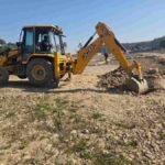 एमडीडीए के बुलडोजर से नहीं बचेगी एक इंच भी अवैध प्लॉटिंग, अब तक 10 हजार बीघा भूमि पर चला बुलडोजर, 1000 से अधिक अवैध निर्माणों पर सीलिंग, नक्शा नहीं, नियम नहीं… तो बख़्शा नहीं ! एमडीडीए उपाध्यक्ष बंशीधर तिवारी के नेतृत्व में एमडीडीए का ज़ीरो टॉलरेंस एक्शन जारी