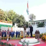 मुख्य सचिव ने सचिवालय में ध्वज फहराकर प्रदेशवासियों और सचिवालय परिवार को गणतंत्र दिवस की बधाई दी