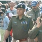 रेस कोर्स मे युवक की हत्या कर शव को श्यामपुर रेत मे दबाया, दोस्तों ने नशे के चलते दोस्त की ले ली थी जान, पुलिस टैक्सी ड्राइवर को गिरफ्तार कर दो अन्य आरोपियों की तलाश मे जुटी !