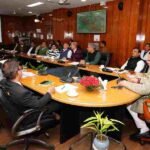 मुख्यमंत्री ने की राज्य में प्रस्तावित एवं निर्माणाधीन रेल परियोजनाओं की समीक्षा, एस्केप टनल को समानांतर सड़कों ( पैरेलल रोड्स) के रूप में किया जाए विकसित : मुख्यमंत्री