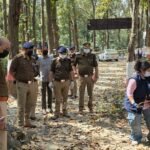 देहरादून के प्रेमनगर क्षेत्र मे महिला की लाश मिलने से फैली सनसनी, बालासुन्दरी मंदिर के जंगल मे बोरे मे मिला सड़ा गला शव,पुलिस अधिकारियो का अमला पहुंचा मौके पर,पुलिस ने शव को कब्ज़े मे लेकर जाँच की शुरू !