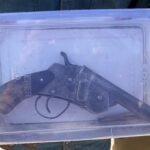 एसएसपी उधमसिंह नगर अजय गणपति का सख्त एक्शन, अवैध शस्त्र रखने व सोशल मीडिया पर शस्त्र लहराने और फायरिंग करने वालों पर पुलिस ने किया कड़ा प्रहार, जनपद भर में पुलिस ने 15 दिन का विशेष अभियान किया शुरू, अभियान के पहले दिन ही तीन आरोपियों को गिरफ्तार कर बड़ी मात्रा मे अवैध हथियार किये बरामद !