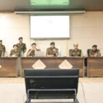 मासिक अपराध गोष्ठी में एसएसपी ने दिखाया सख्त रूख,मुकदमा लिखने मे लापरवाही बरतने पर पूर्व थानाध्यक्ष को किया निलम्बित,अनावश्यक रूप से विवेचनाओं को लम्बित रखने वाले अधिकारियों को दीं कड़ी चेतावनी !