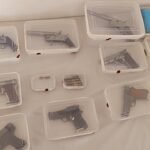 मुज़फ्फरनगर की शाहपुर पुलिस ने अवैध हथियारों के 4 बड़े कारोबारियों को किया गिरफ्तार, पुलिस ने आरोपियों के पास से भारी मात्रा मे अवैध हथियार और कारतूस किये बरामद,