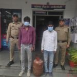 देहरादून पुलिस ने ऑपरेशन प्रहार के तहत चार शातिर चोरो को किया गिरफ्तार,पुलिस ने आरोपियों के कब्ज़े से लाखो रुपयों का चुराया गए सामान किया बरामद !