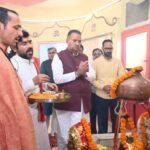 केबिनेट मंत्री गणेश जोशी ने मसूरी मे बार्लोगंज स्थित सनातन धर्मसभा में सामुदायिक हाल के सुधारीकरण कार्य का किया लोकार्पण, देवभूमि के सभी मंदिर हमारी आस्था का है केंद्र -गणेश जोशी