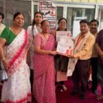 डॉ० अनिल वर्मा “मैढ़ सोनार महासभा सम्मान” से विभूषित, रक्तदान समाज सेवा का सरलतम माध्यम है – सविता कपूर
