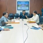 नगर मे सफाई को लेकर डीएम डॉक्टर आशीष चौहान ने जनता से अपील,जनता भी व्यवस्था में बने सहभागी, समस्याओं की फोटो व लोकेशन डीआईपीआर देहरादून के फेसबुक/इंस्टाग्राम पेज पर करे टैग,. कूड़ा उठान एवं निस्तारण कार्यों की माइक्रो स्तर पर की जाएगी निगरानीः डॉ0 आशीष चौहान.!