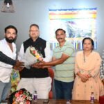 केबिनेट मंत्री गणेश जोशी ने एसआईआार कार्य में तेजी लाने के सम्बन्ध में पार्टी कार्यकर्ताओं के साथ की बैठक, सभी कार्यकर्ताओ से SIR से जुड़े कार्य मे सहयोग करने की कि अपील.!