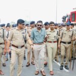 डीएम देहरादून डॉक्टर आशीष चौहान और एसएसपी प्रमेंद डोभाल ने पोंटा बॉर्डर पर संभाला मोर्चा, आक्रोषित निहंगो को बात चीत के बाद संतुष्ट कर भेजा वापस.!