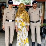 महंगा पड़ा इंस्टाग्राम पर हीरे जवाहरात का इस्तहार डालना, देहरादून की राजपुर पुलिस ने एक साल पहले हुई चोरी के तार से तार जोड़कर कर दिया खुलासा, नौकरानी ने ही मालकिन के विश्वास को तोड़कर चुरा लिए थे अपनी मालकिन के कीमती गहने, खुलासा करने वाली टीम के सरहानीय काम पर कप्तान ने की ईनाम की घोषणा.!