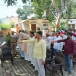 एसएसपी मुजफ्फरनगर संजय कुमार वर्मा ने वीडियो कॉन्फ्रेंसिंग के माध्यम से जनपद के समस्त थानों पर मौजूद शिवभक्त कांवड़ियों से संवाद कर दिलाई गई सुरक्षा एवं अनुशासन की शपथ.!
