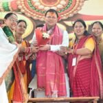 मुख्यमंत्री धामी की बड़ी घोषणा: अब 60 वर्ष की आयु से महिलाओं को रोडवेज बसों में मिलेगा मुफ्त सफर