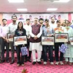 कैबिनट मंत्री गणेश जोशी ने युवा प्रतिभाओ को किया सम्मानित,युवा शक्ति को ही बताया विकसित भारत की सबसे बड़ी ताकत, सफलता के साथ युवाओं मे संस्कार भी है जरूरी : कैबिनट मंत्री गणेश जोशी.!