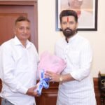 केंद्रीय मंत्री चिराग पासवान से मिला उत्तराखंड का प्रदेश प्रतिनिधि दल, आने वाले चुनाव को लेकर किया विचार विमर्श, आने वाले विधानसभा चुनाव ने पार्टी अपनी मौजूदगी का प्रदर्शन करेगी – विशाल ठाकुर