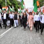 स्वतंत्रता दिवस की पूर्व संध्या पर देहरादून में निकली भव्य तिरंगा यात्रा* *न्यायिक अधिकारियों, अधिवक्ताओं, विद्यार्थियों, व्यापारियों एवं सामाजिक संगठनों ने बढ़-चढ़कर किया प्रतिभाग.!