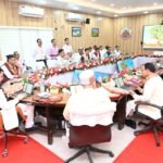 सीमांत क्षेत्रों तक सरकार, विकास को नई रफ्तार, भारत-नेपाल अंतरराष्ट्रीय सीमा से सटे बनबसा में धामी कैबिनेट की बैठक