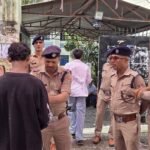 छात्रसंघ निर्वाचन के दौरान पुलिस की कड़ी निगरानी, ड्रोन एवं 60 सीसीटीवी कैमरों से लगातर हो रही मॉनिटरिंग,एसएसपी नैनीताल डॉ. मंजूनाथ टी.सी.* के निर्देशन में कॉलेज में छात्रसंघ निर्वाचन प्रक्रिया शांतिपूर्ण एवं सुव्यवस्थित ढंग से हो रही सम्पन्न ।